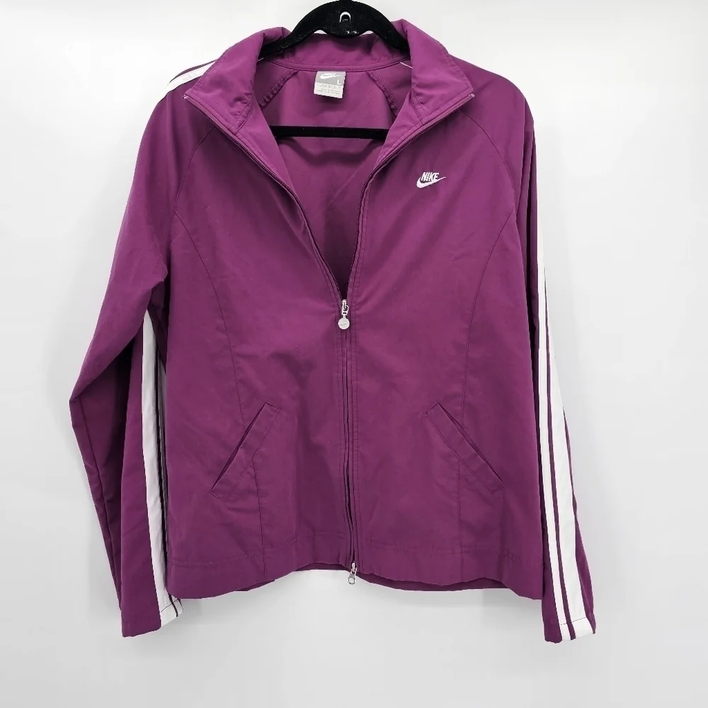 Nike purple striped embroidered windbreaker jacket women's size large